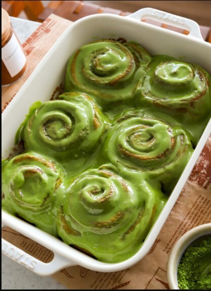 Matcha Cinnamon Roll